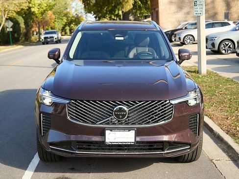 New 2026 Volvo XC90 B5 Ultra w/ Protection Package image 5