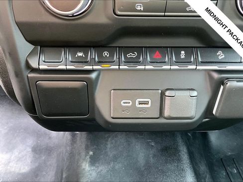 Used 2024 Chevrolet Silverado 1500 W/T w/ Z71 Off-Road Package AWD/4WD image 33