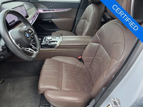 Certified 2023 BMW 760i xDrive AWD/4WD image 9
