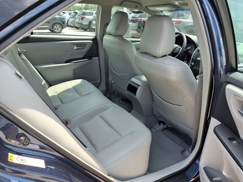 Used 2015 Toyota Camry LE FWD image 17