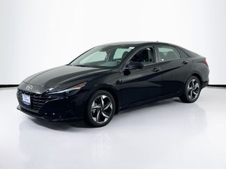 Used 2023 Hyundai Elantra SEL w/ Convenience Package FWD video 1