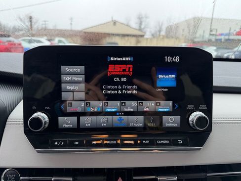 Used 2024 Mitsubishi Outlander SEL image 17