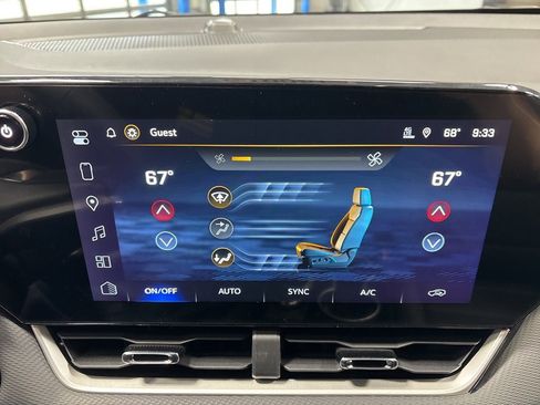 New 2026 Chevrolet Equinox LT w/ Convenience Package II image 21