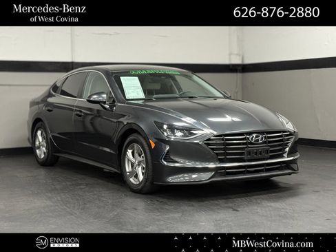 Used 2022 Hyundai Sonata SE image 1