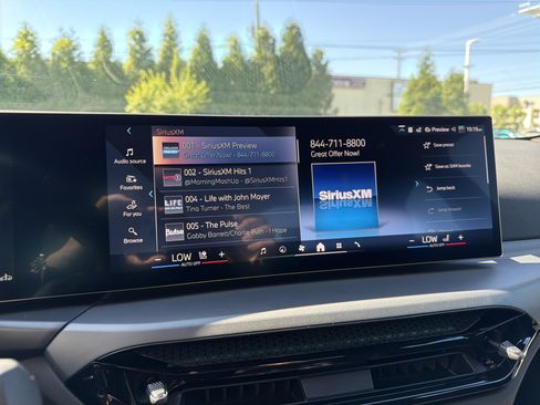 Used 2025 BMW 230i Coupe RWD image 23