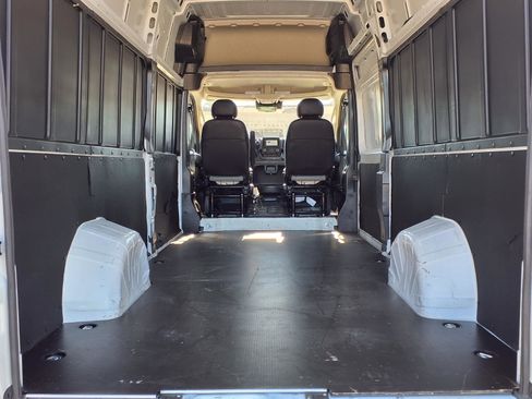 Used 2024 RAM ProMaster 3500 w/ Safety Group image 9