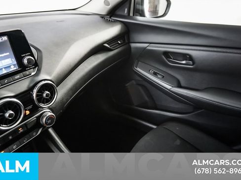 Used 2025 Nissan Sentra S FWD image 39