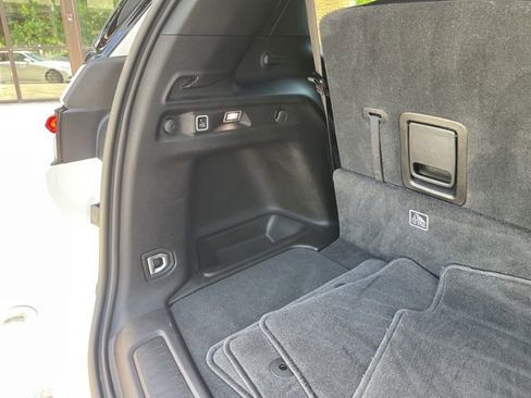 Used 2025 Jeep Grand Cherokee L Altitude AWD/4WD image 38