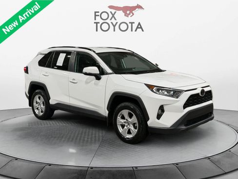 Used 2020 Toyota RAV4 XLE w/ All Weather Liner Package FWD image 8