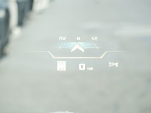 Used 2025 BMW X5 M60i image 8