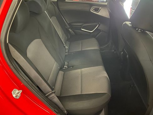 Used 2022 Kia Soul LX w/ Technology Package FWD image 15