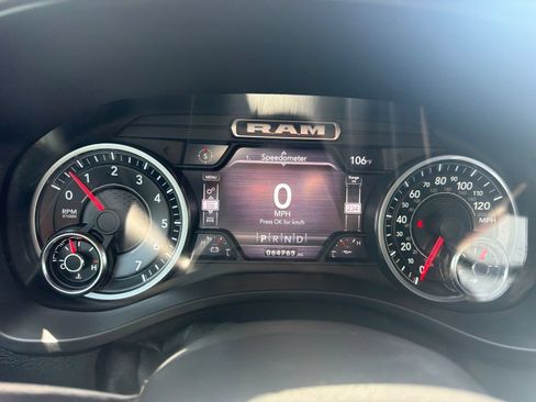 Used 2022 RAM 1500 Lone Star RWD image 11