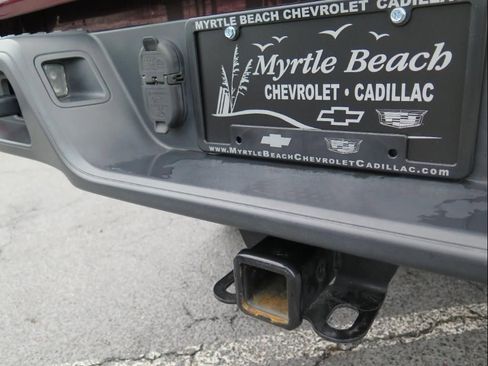 Used 2021 Jeep Gladiator Sport image 5