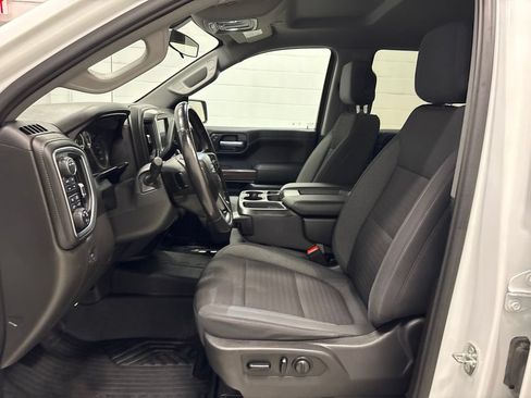 Used 2021 Chevrolet Silverado 1500 RST AWD/4WD image 18