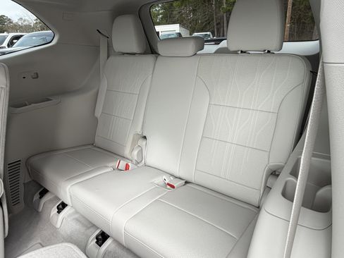 New 2026 Buick Enclave Avenir w/ Super Cruise Package image 20