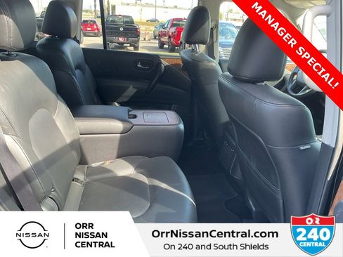 Used 2024 Nissan Armada SL w/ Captain's Chairs Package image 12