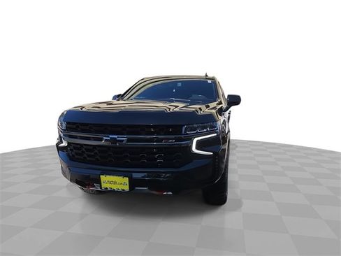 Used 2021 Chevrolet Tahoe Z71 image 3