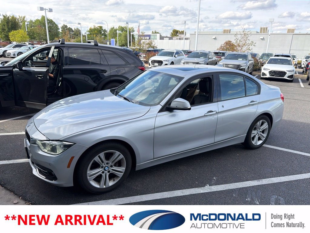 Used 2016 BMW 328i xDrive Sedan AWD/4WD image 1
