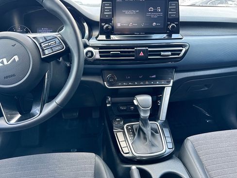 Used 2023 Kia Seltos S FWD image 17