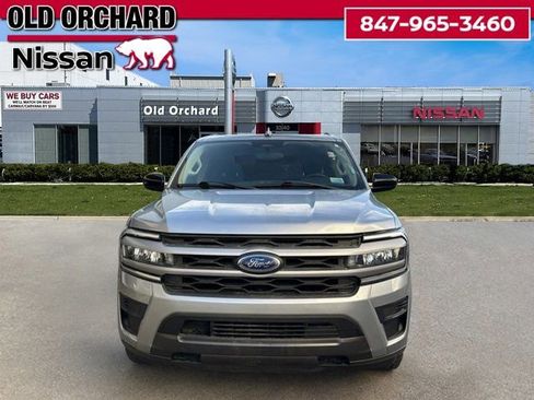 Used 2022 Ford Expedition XL image 3