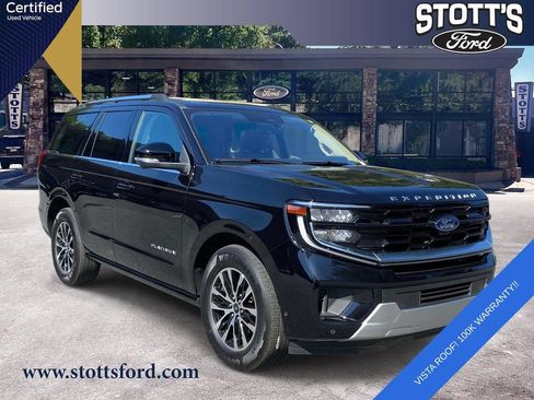 Certified 2025 Ford Expedition Platinum AWD/4WD image 1