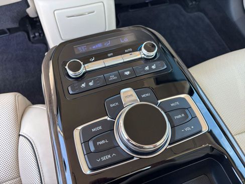 Used 2019 Genesis G90 5.0 Ultimate AWD/4WD image 42