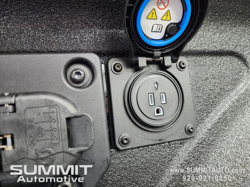 New 2025 RAM 2500 Tradesman image 31