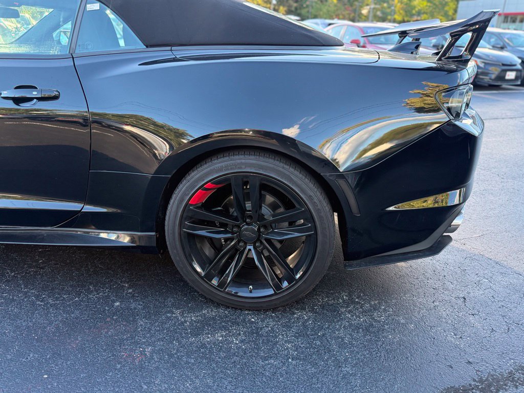Used 2023 Chevrolet Camaro LT w/ Redline Edition RWD image 4