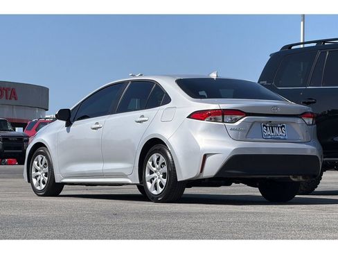 Used 2026 Toyota Corolla LE FWD image 6