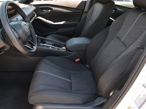 Used 2025 Honda Accord Sport image 7