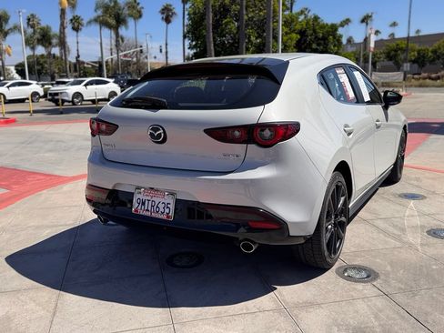 Used 2024 MAZDA MAZDA3 s FWD image 8