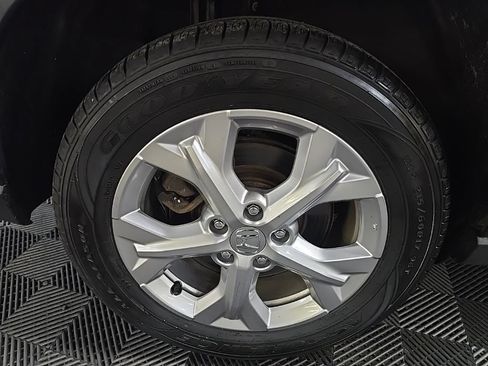 Used 2023 Honda HR-V LX image 15