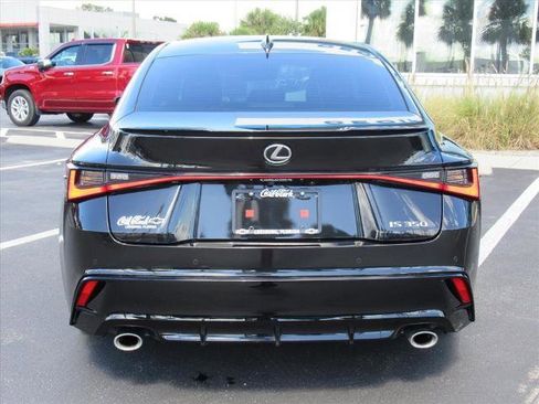 Used 2022 Lexus IS 350 F Sport image 6