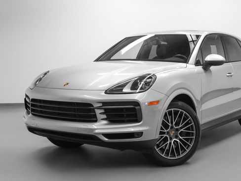 Certified 2021 Porsche Cayenne AWD/4WD image 7