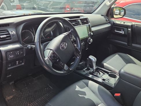 Used 2023 Toyota 4Runner TRD Off-Road Premium w/ Off Road Premium Plus Package AWD/4WD image 3