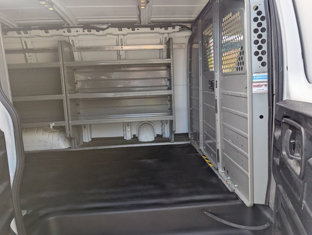 Used 2019 GMC Savana 2500 w/ Driver Convenience Package RWD image 31