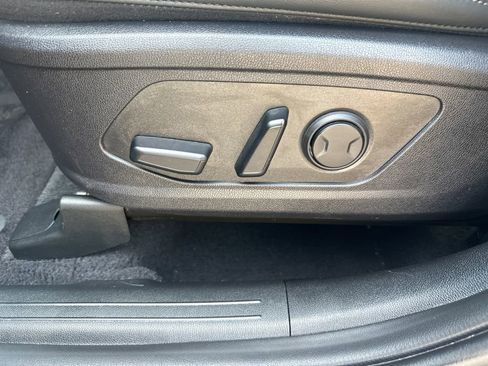 Used 2024 Kia Sorento S w/ Panoramic Sunroof Package image 20