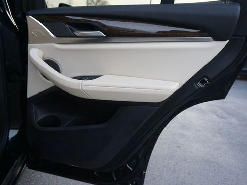 Used 2019 BMW X3 xDrive30i w/ Premium Package image 28