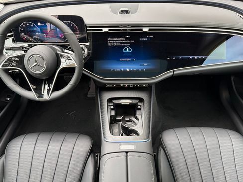 New 2026 Mercedes-Benz E 450 4MATIC Sedan image 12
