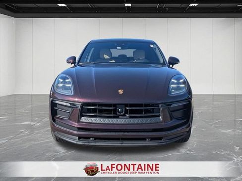 Used 2024 Porsche Macan AWD/4WD image 8