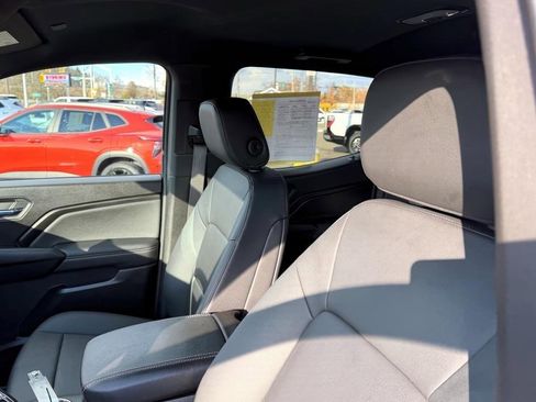 Certified 2024 GMC Canyon Elevation w/ Elevation Premium Package image 11