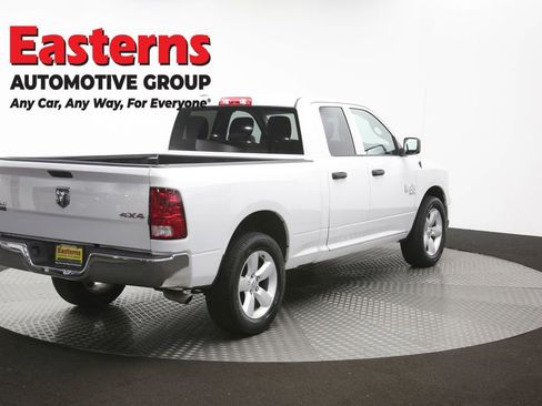 Used 2024 RAM 1500 Classic SLT AWD/4WD image 38