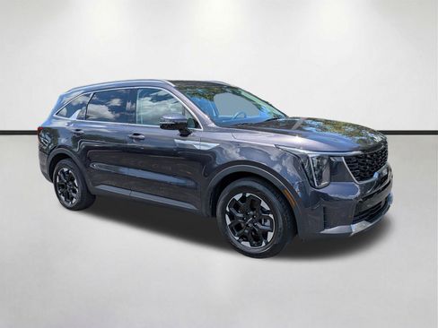 Used 2025 Kia Sorento S FWD image 1