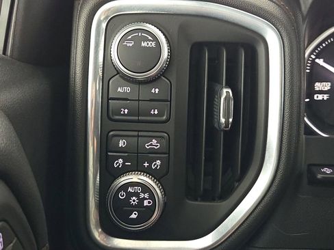 Used 2021 GMC Sierra 1500 AT4 w/ AT4 Premium Package AWD/4WD image 23