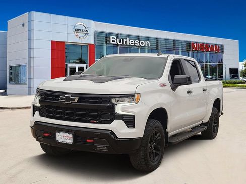 Used 2024 Chevrolet Silverado 1500 LT Trail Boss w/ Protection Package AWD/4WD image 1