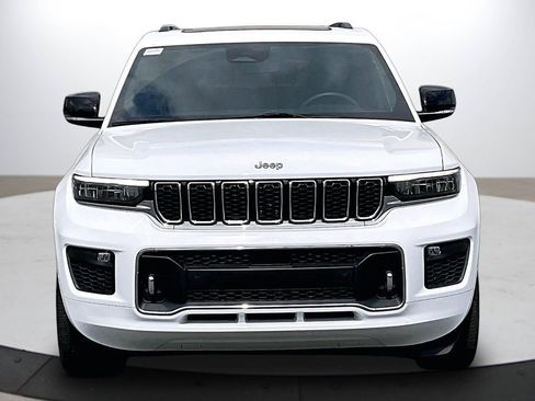 Certified 2023 Jeep Grand Cherokee L Overland image 3