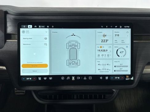 Used 2024 Rivian R1S Adventure image 19