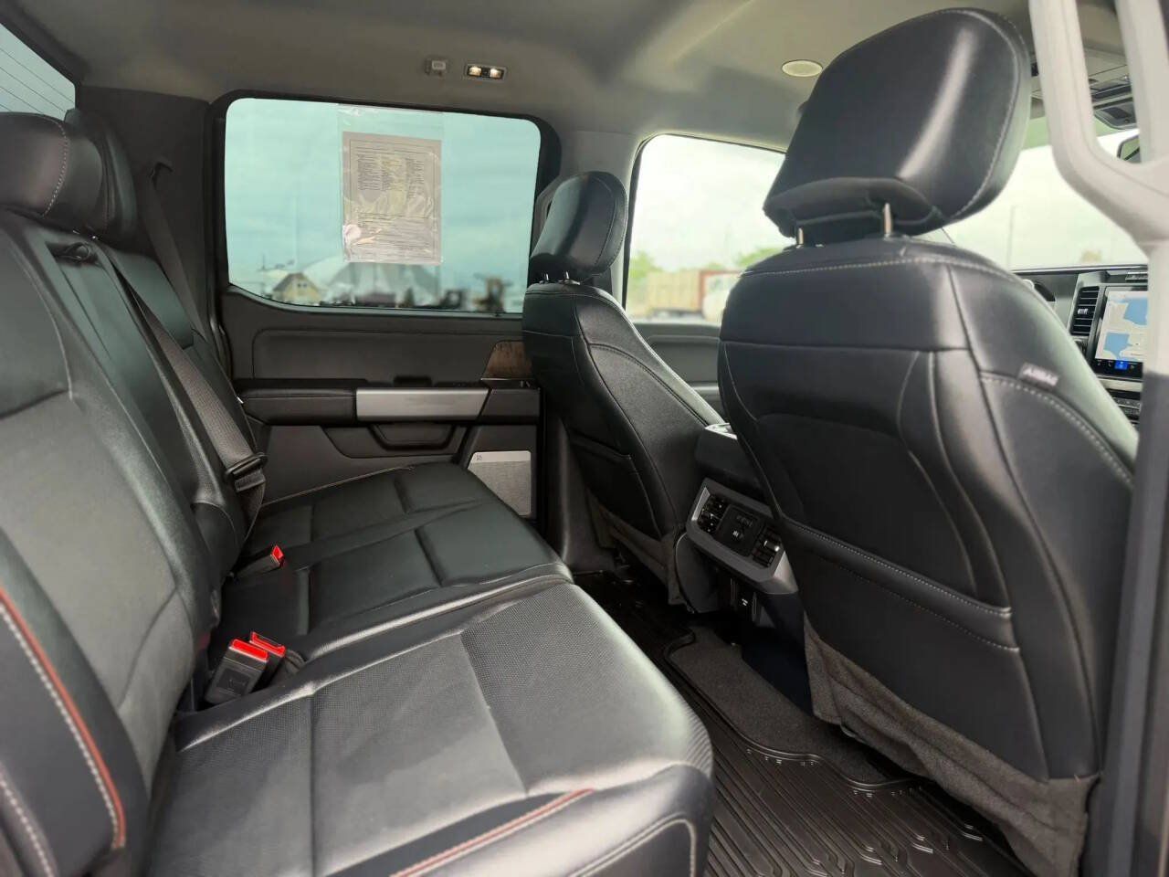 Used 2024 Ford F250 Lariat w/ Lariat Ultimate Package AWD/4WD image 21