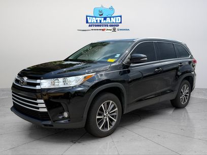 Used 2019 Toyota Highlander XLE