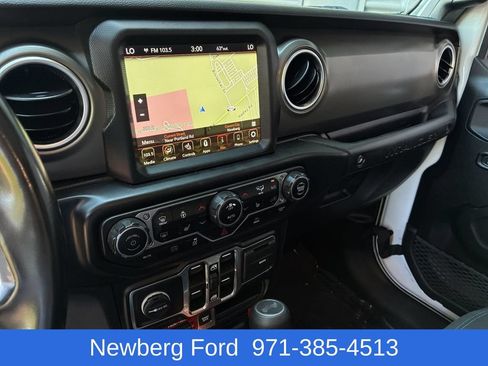Used 2022 Jeep Wrangler Unlimited Rubicon 4xe w/ Cold Weather Group AWD/4WD image 26
